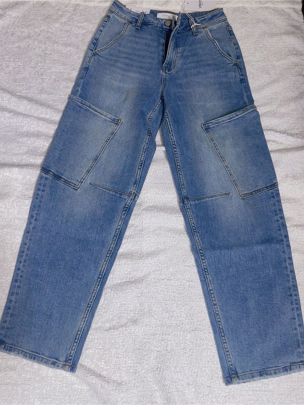 Women ,Blue barrel Jeans - Classic Workwear Style